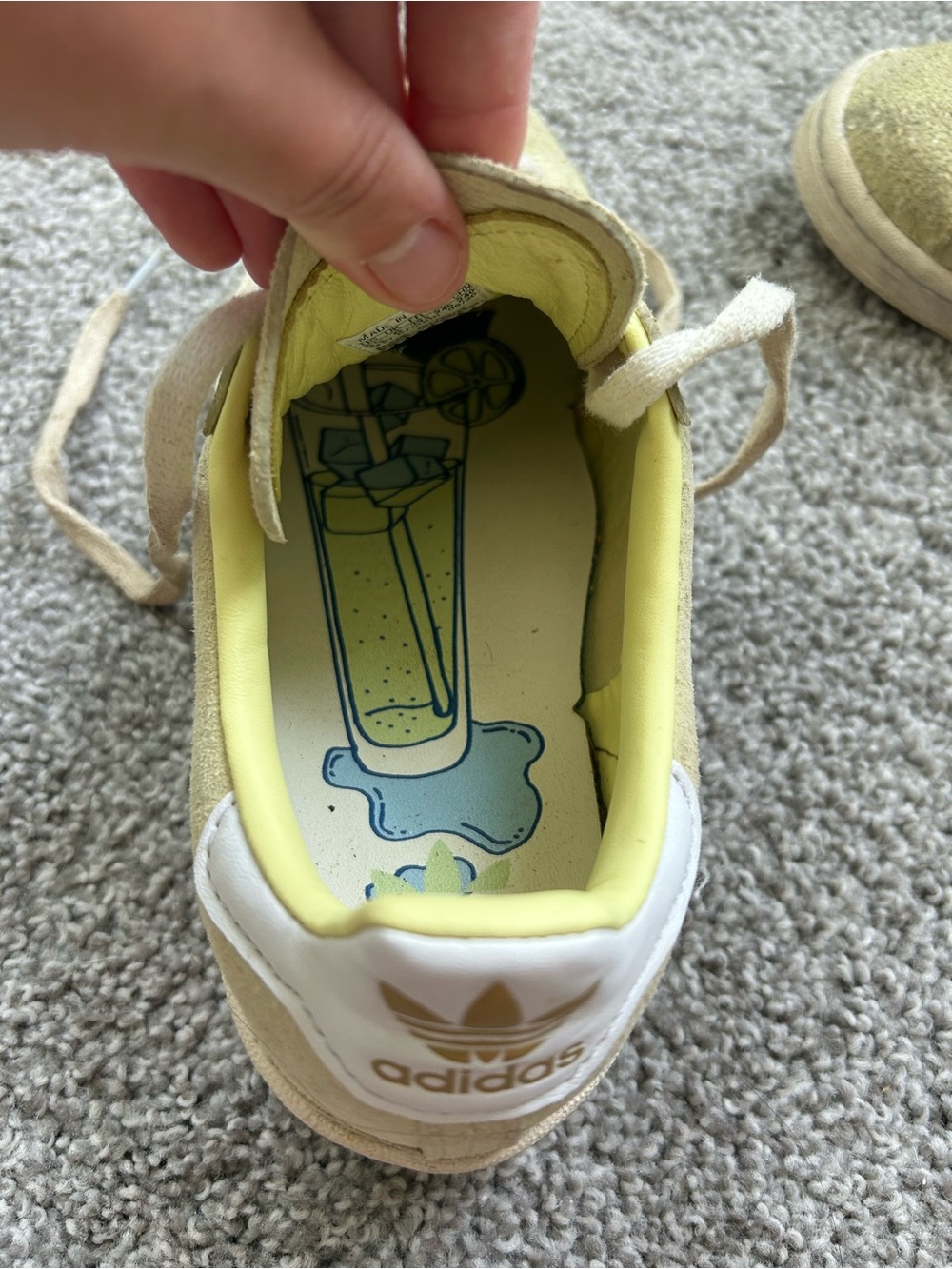 Adidas - Picture 2 of 4